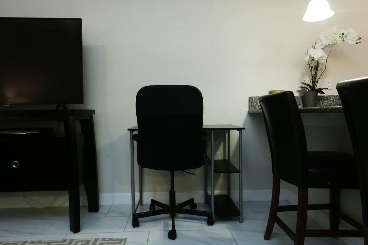 C - New 4 Bedroom Home - 5 Miles To Disney - Free Water Park - Private Pool Kissimmee Εξωτερικό φωτογραφία