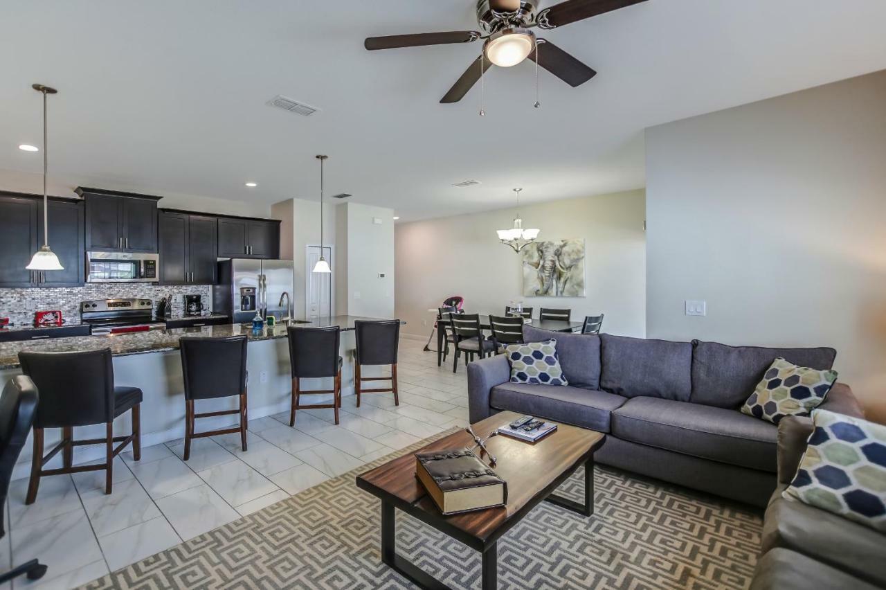 C - New 4 Bedroom Home - 5 Miles To Disney - Free Water Park - Private Pool Kissimmee Εξωτερικό φωτογραφία