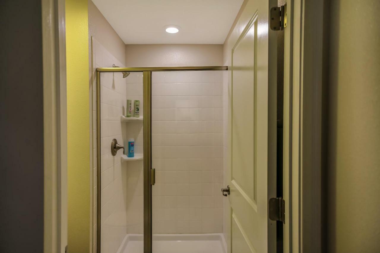C - New 4 Bedroom Home - 5 Miles To Disney - Free Water Park - Private Pool Kissimmee Εξωτερικό φωτογραφία